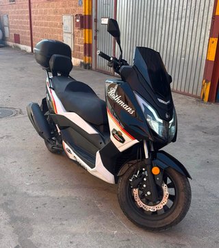 MITT GTS 125 2025 .