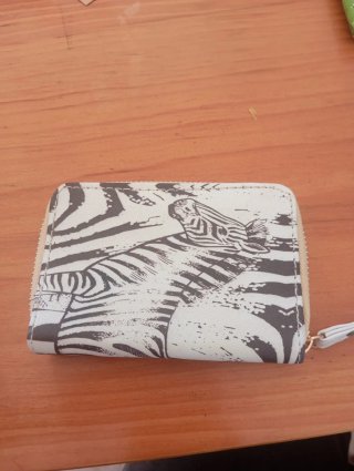Cartera con estampado de tigre