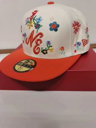 Gorra New Era 59FIFTY Flores Naranja/Blanco 7.1/2