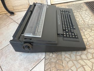 Macchina da scrivere Olivetti ET 111 Vintage 1980