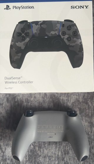 Mando PS5 DualSense camuflaje con caja y cable