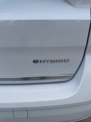 VW Multivan Life Hybrid 218cv enchufable