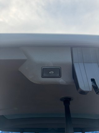 VW Multivan Life Hybrid 218cv enchufable