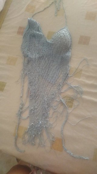 Top de crochet con pedrería
