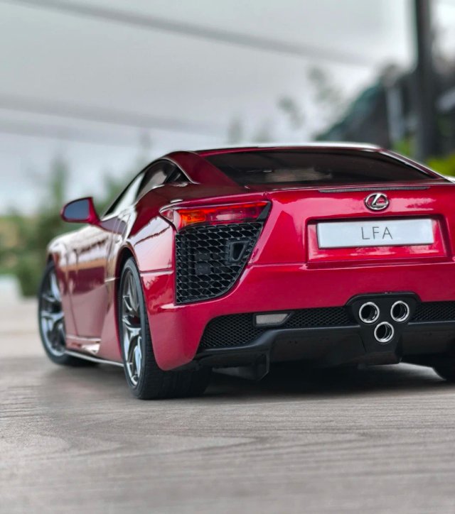 1:18 Lexus LFA, AutoArt