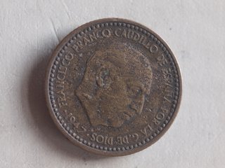 2 Monedas de 1 Peseta 1947 Estrella 52