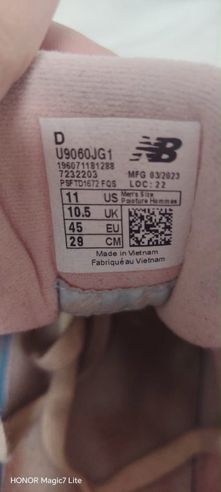 Zapatillas New Balance 9060 Gris Rosa