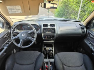 Nissan Terrano II 2005
