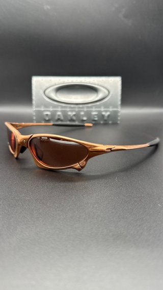 Lote Oakley Penny Cooper y Time Tank