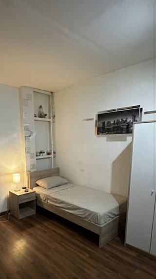 Alquilo una habitación para chica