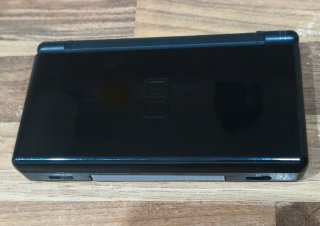 Nintendo DS Lite Negra + Cargador y 3 Juegos