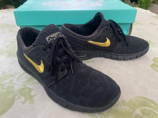 Nike SB Janoski Max Negro/Dorado