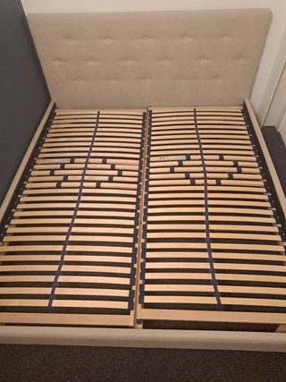 Cama King Size Tapizada