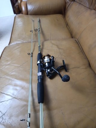 Caña de pescar 2.1m + carrete 3000 nuevo