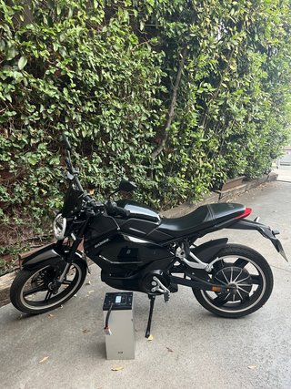 Moto Eléctrica Urbet Gadiro 125 Negra