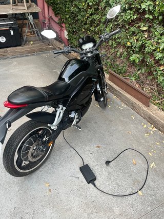 Moto Eléctrica Urbet Gadiro 125 Negra