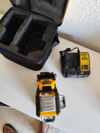Nivel Láser Dewalt 12V