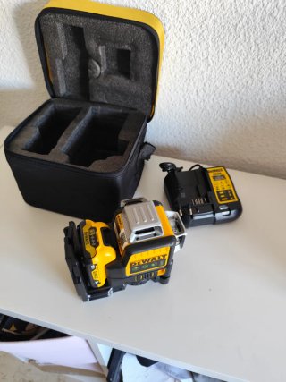 Nivel Láser Dewalt 12V