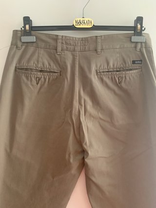 Pantalón de hombre verde oliva