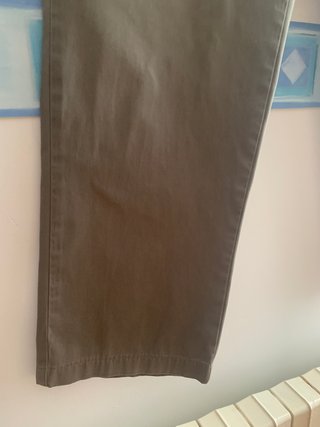 Pantalón de hombre verde oliva