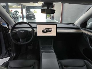 Tesla Model Y Dual Motor Gran Autonomía AP Mejorado y Bola