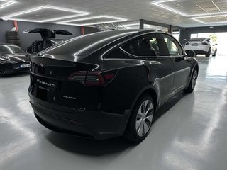 Tesla Model Y Dual Motor Gran Autonomía AP Mejorado y Bola