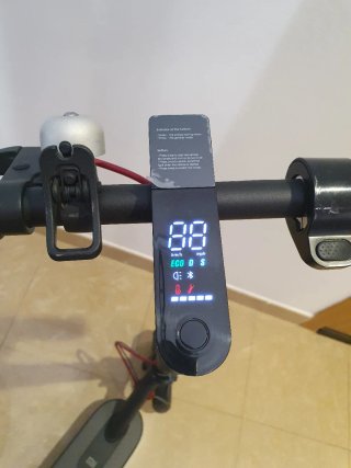 Patinete Xiaomi M365 como nuevo! Con casco!!