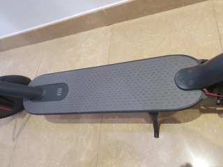 Patinete Xiaomi M365 como nuevo! Con casco!!