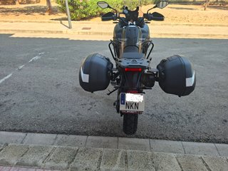 Moto Voge 625 DSX Negra y Dorada