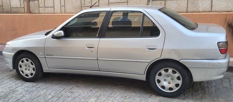 Peugeot 306  1.9 D - foto 1