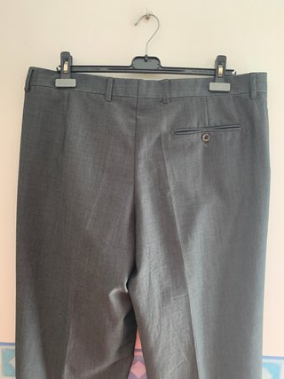 Pantalón de vestir gris hombre