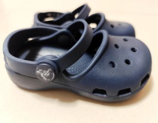 Sandálias para Rapaz marca Crocs (T.22/23)