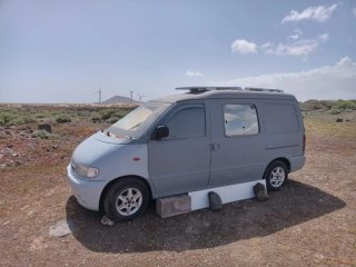 Nissan Nissan vanete  2000