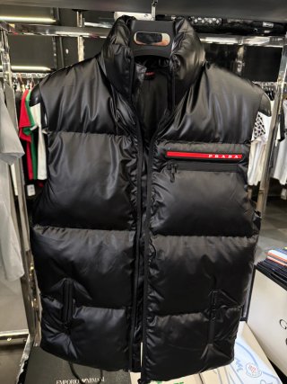 Chaleco Prada Acolchado XL – Diseño Exclusivo