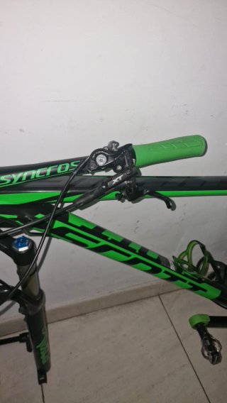Bicicleta Montaña scott scale 950 29 pouce