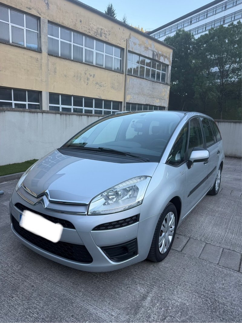 Citroen C4 Picasso 2012 - foto 1