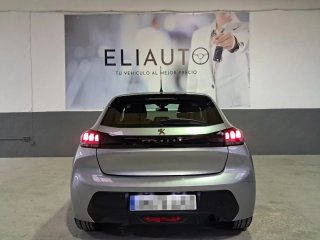 Peugeot 208 2021