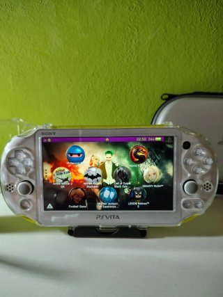PlayStation Vita 64GB Henkaku (Japan)