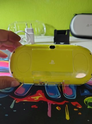 PlayStation Vita 64GB Henkaku (Japan)