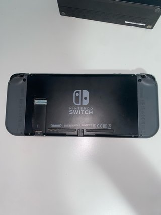 Nintendo Switch + Mando Pro + Base Dock + Joy-Con