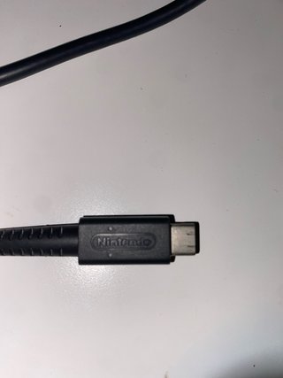 Nintendo Switch + Mando Pro + Base Dock + Joy-Con