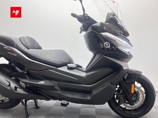 VOGE SR4 MAX 2024 12753 kms.