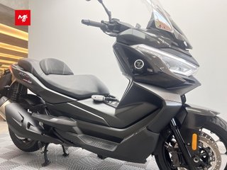 VOGE SR4 MAX 2024 12753 kms.