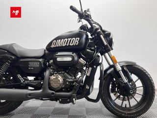 QJ MOTOR SRV 300 2025 8100 kms.