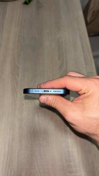 iPhone 13 Azul Oscuro