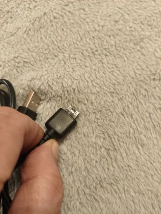 Cavo dati USB per cellulari LG (vecchio)