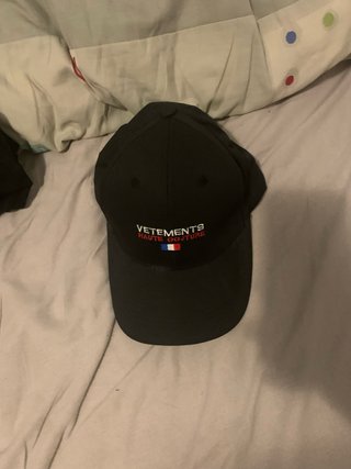 Gorra Vetements Negra