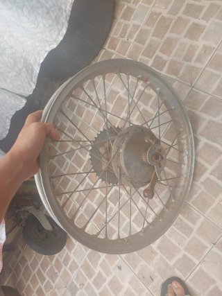 Ruedas y manillar moto puch