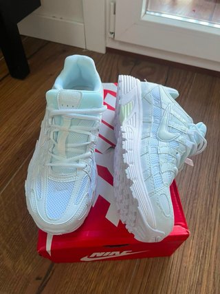 Nike P6000 Blancas Talla 43