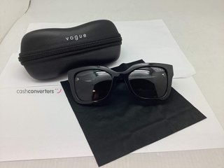 gafa de sol señora vogue vo5613-sb